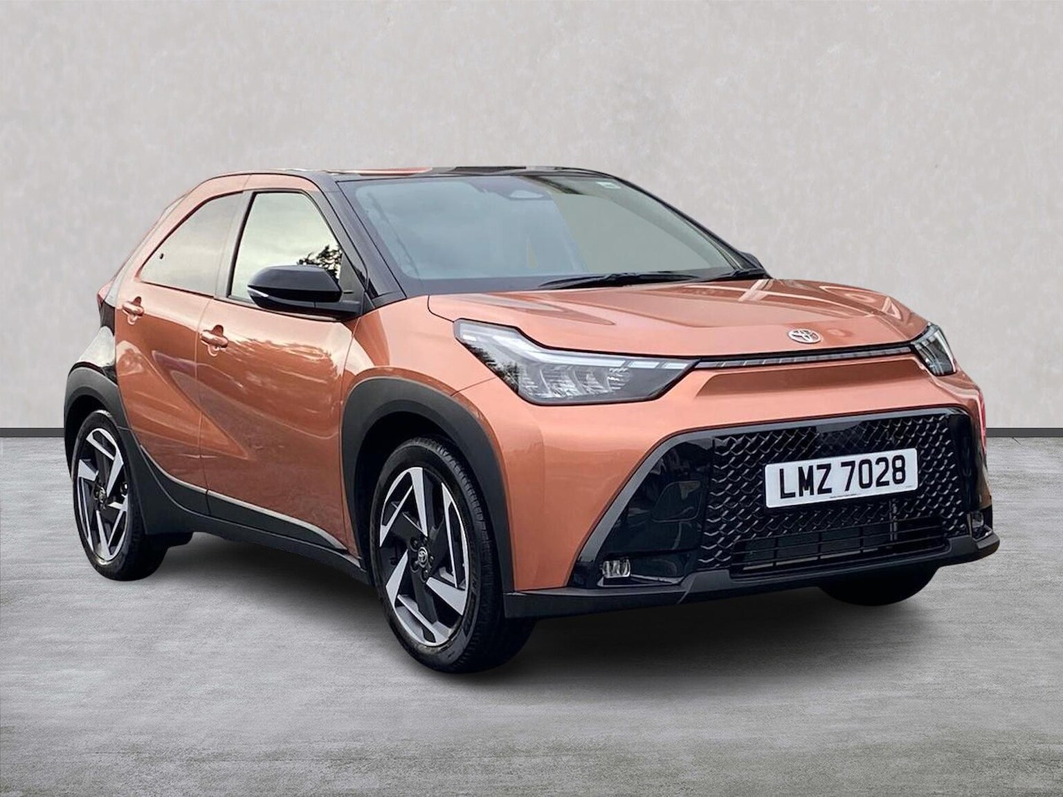 TOYOTA AYGO X HATCHBACK 1.5 Hybrid Design 5Dr Cvt