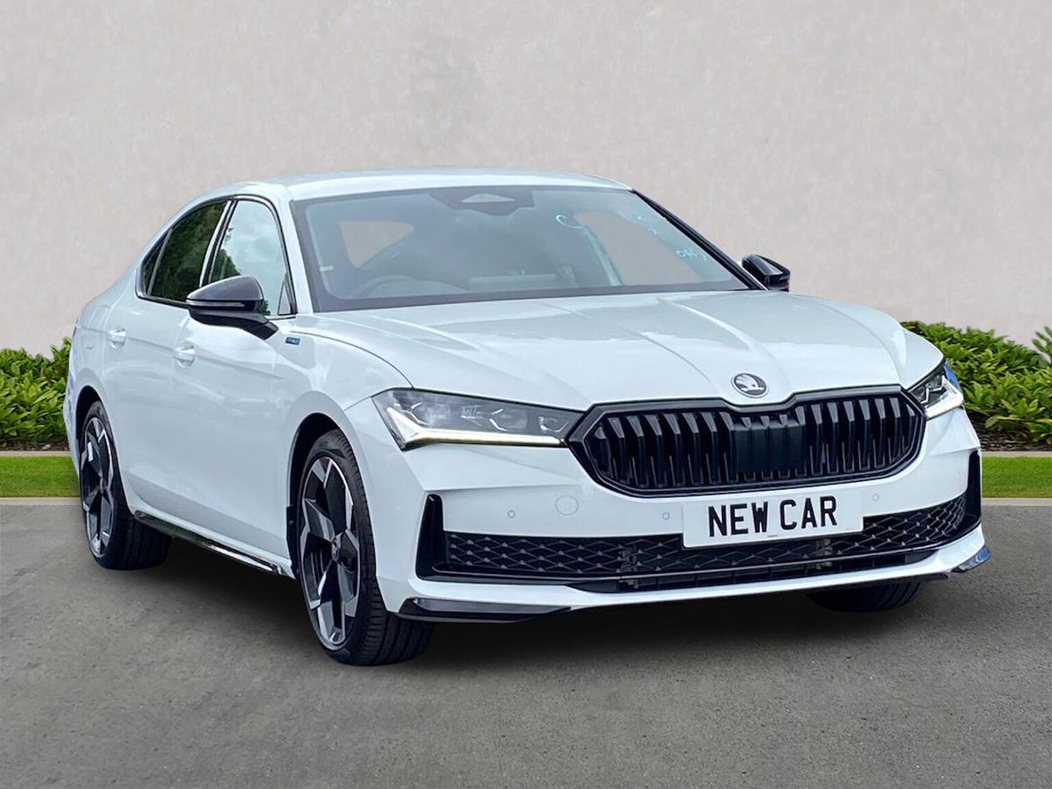 SKODA SUPERB ESTATE 2.0 Tsi Sportline 4X4 5Dr Dsg
